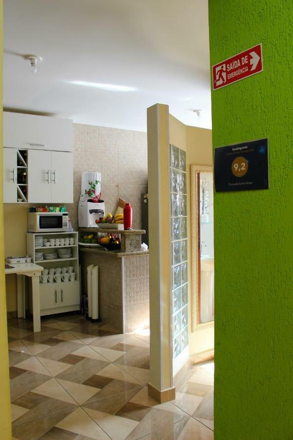 Pousada Renascer II Cachoeira Paulista Exteriör bild